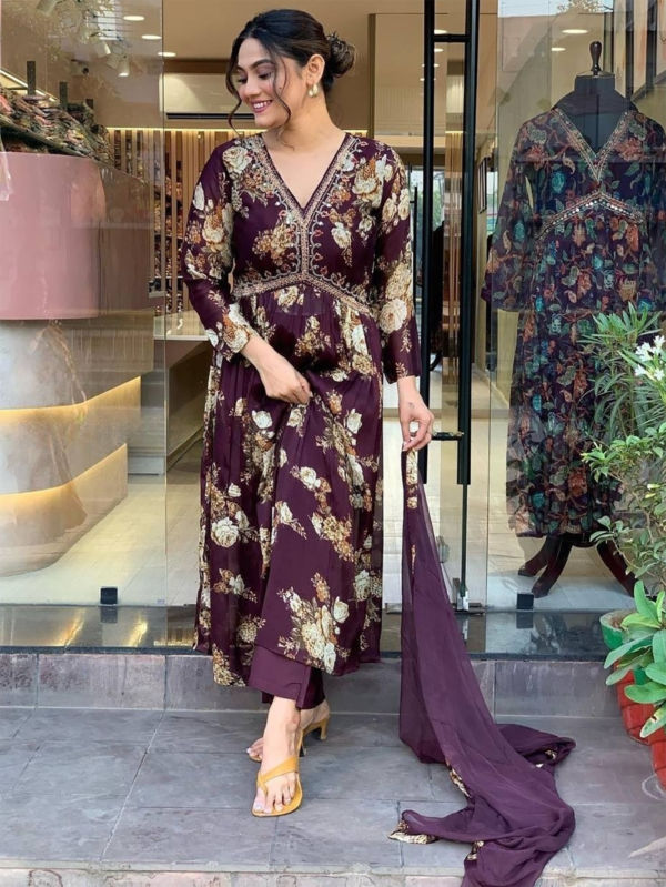 Captivating Wine Floral Printed Georgette Pant Suit With Dupatta - Image 2