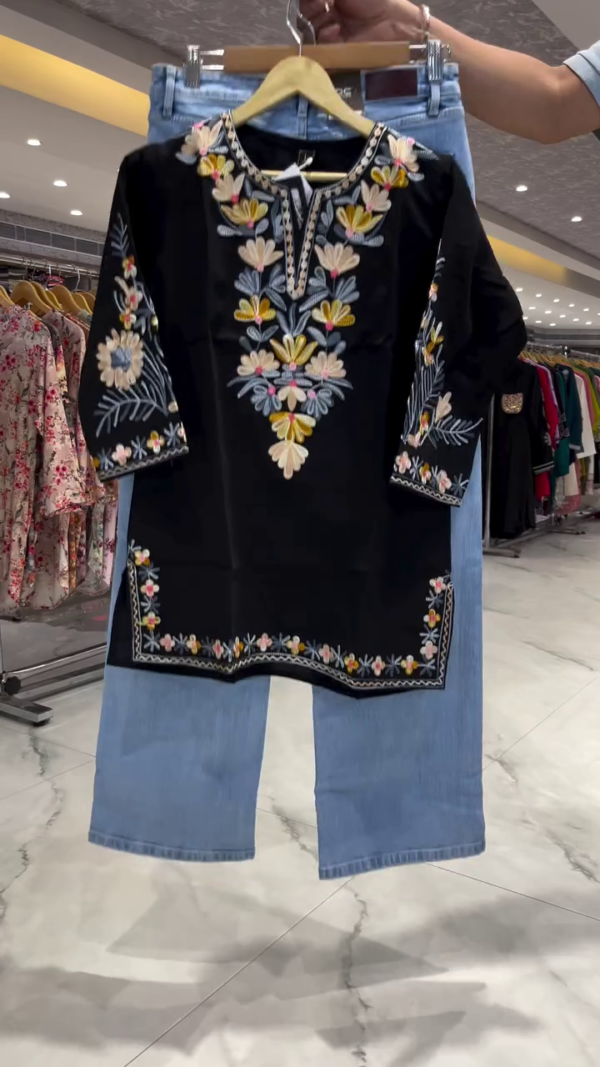 Women's Georgette Kurti With Set